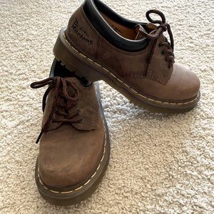 Dr Marten’s Vintage (8053) Chunky Brown Leather Lace-up Oxfords Size 6M
